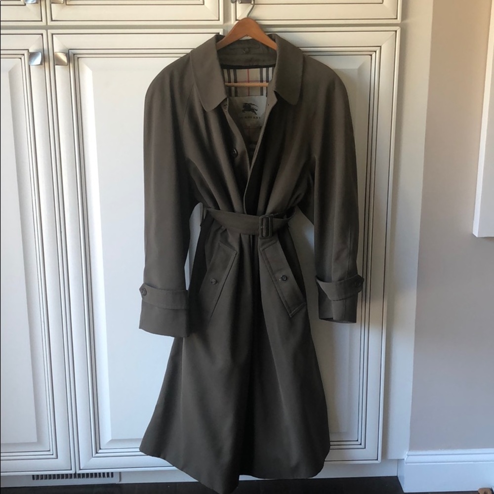 Men’s Burberry trench coat